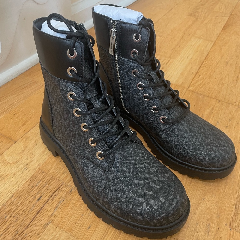 Michael Michael Kors Alistair Bootie - black